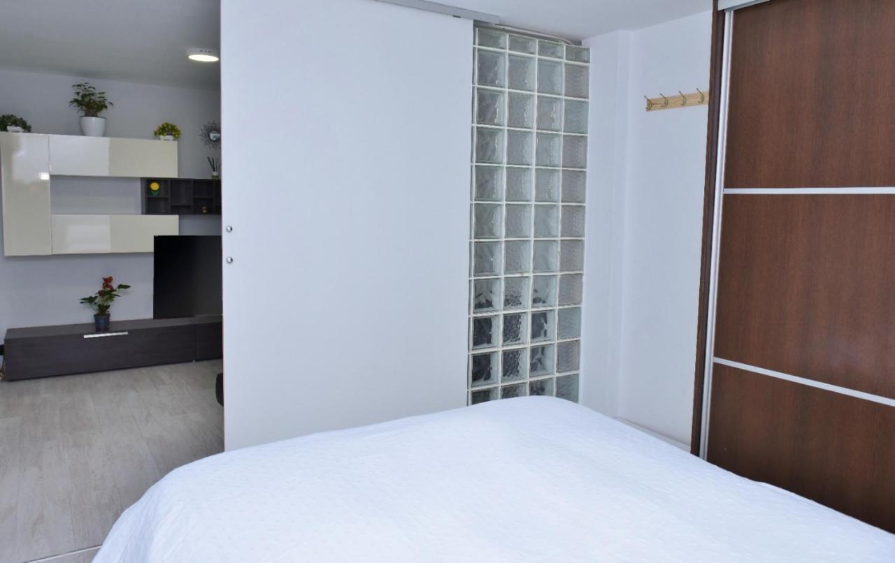 Ferienwohnung Departamentos C&G Madrid Exterior foto
